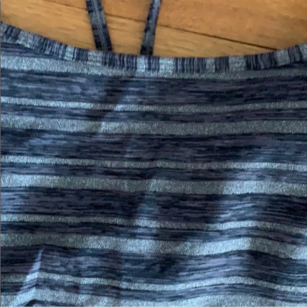 Lululemon Power Y Tank -Size 12 - Picture 5 of 5